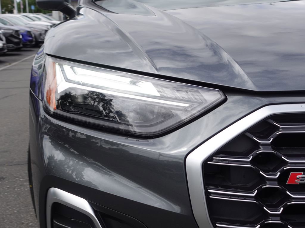 Used 2022 Audi SQ5 Premium Plus w/ Premium Plus Package image 4