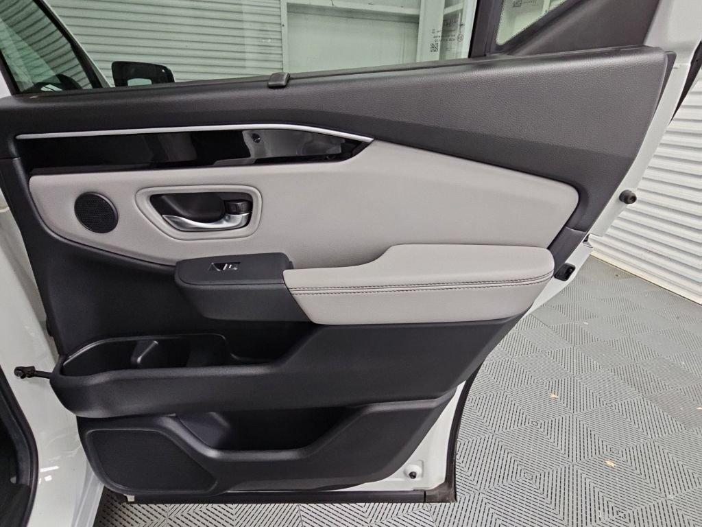 Used 2024 Honda Pilot EX-L image 37