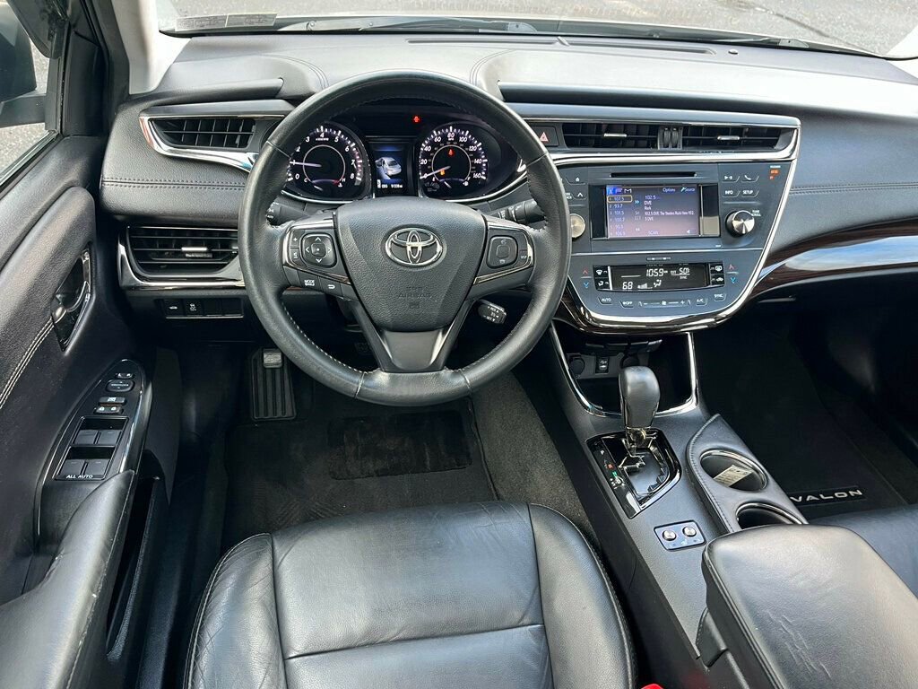 Used 2013 Toyota Avalon image 23