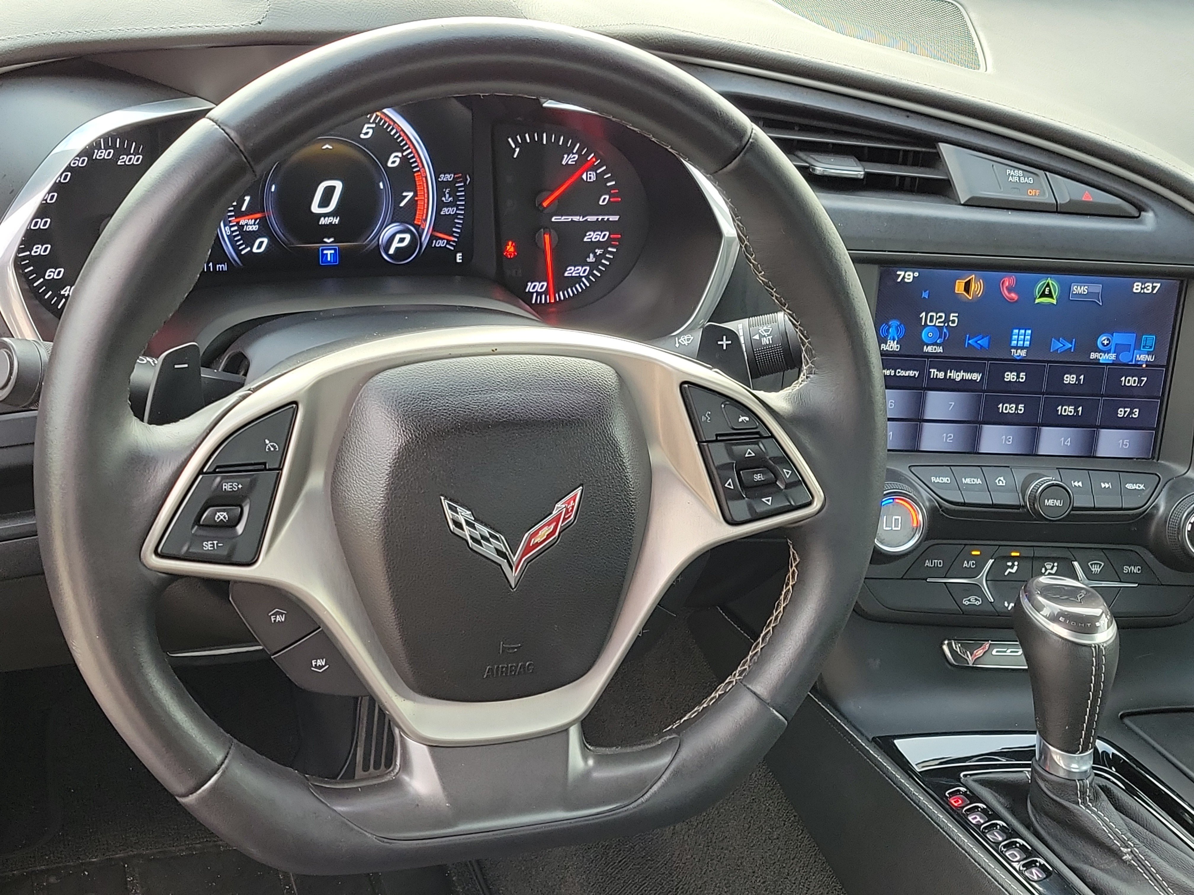 Used 2016 Chevrolet Corvette Stingray Coupe RWD image 16
