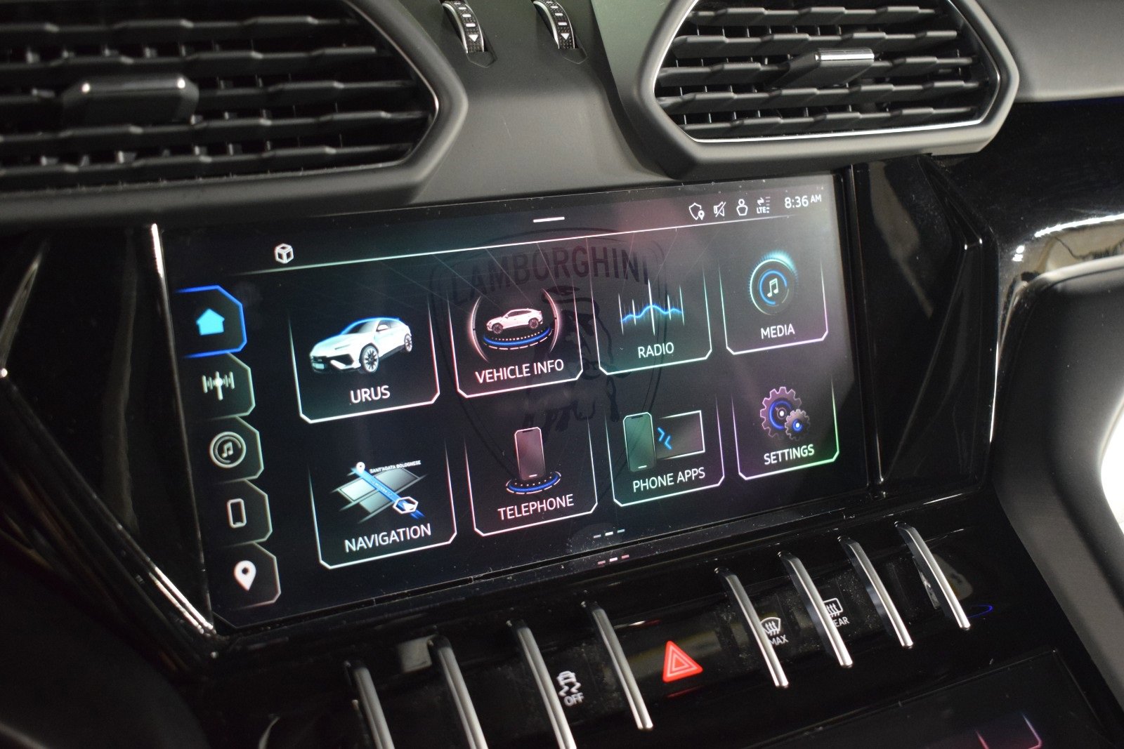 Used 2024 Lamborghini Urus S image 31