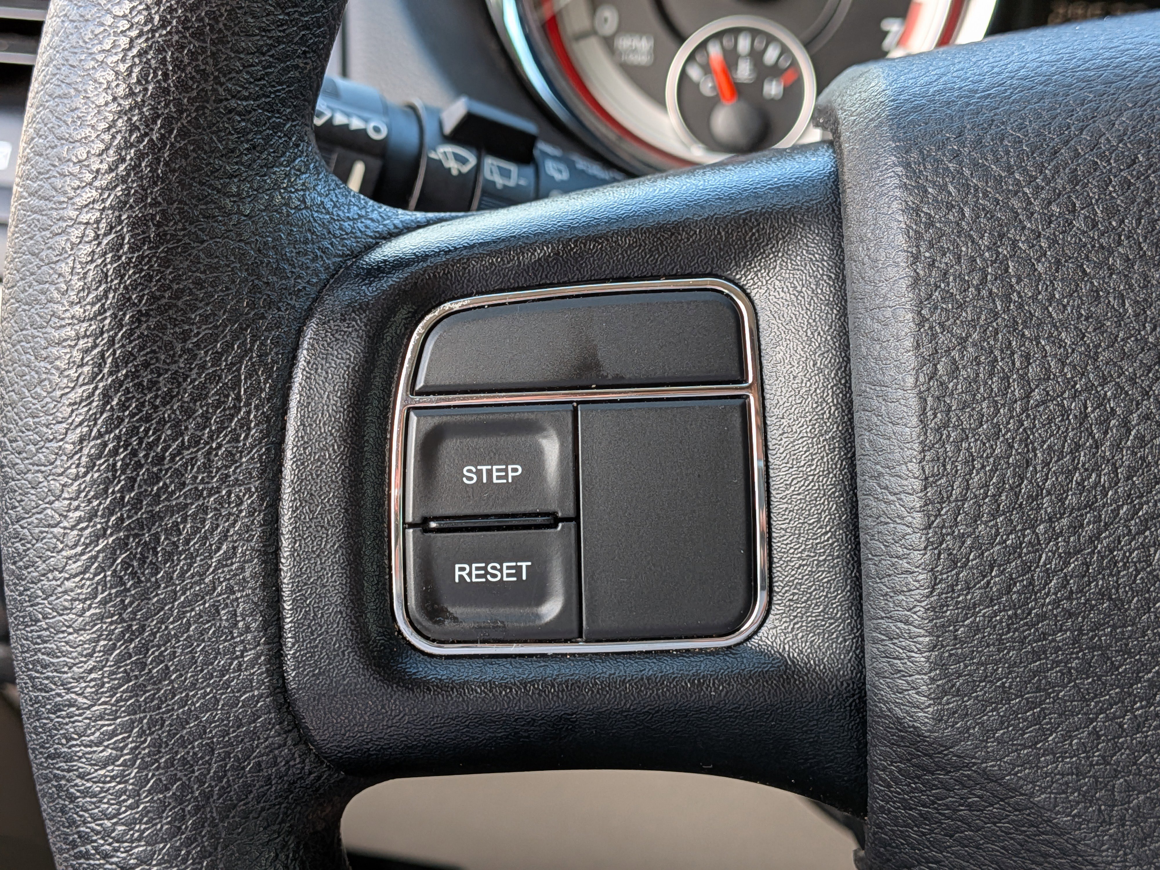 Used 2019 Dodge Grand Caravan SE w/ Power Convenience Group I FWD image 24