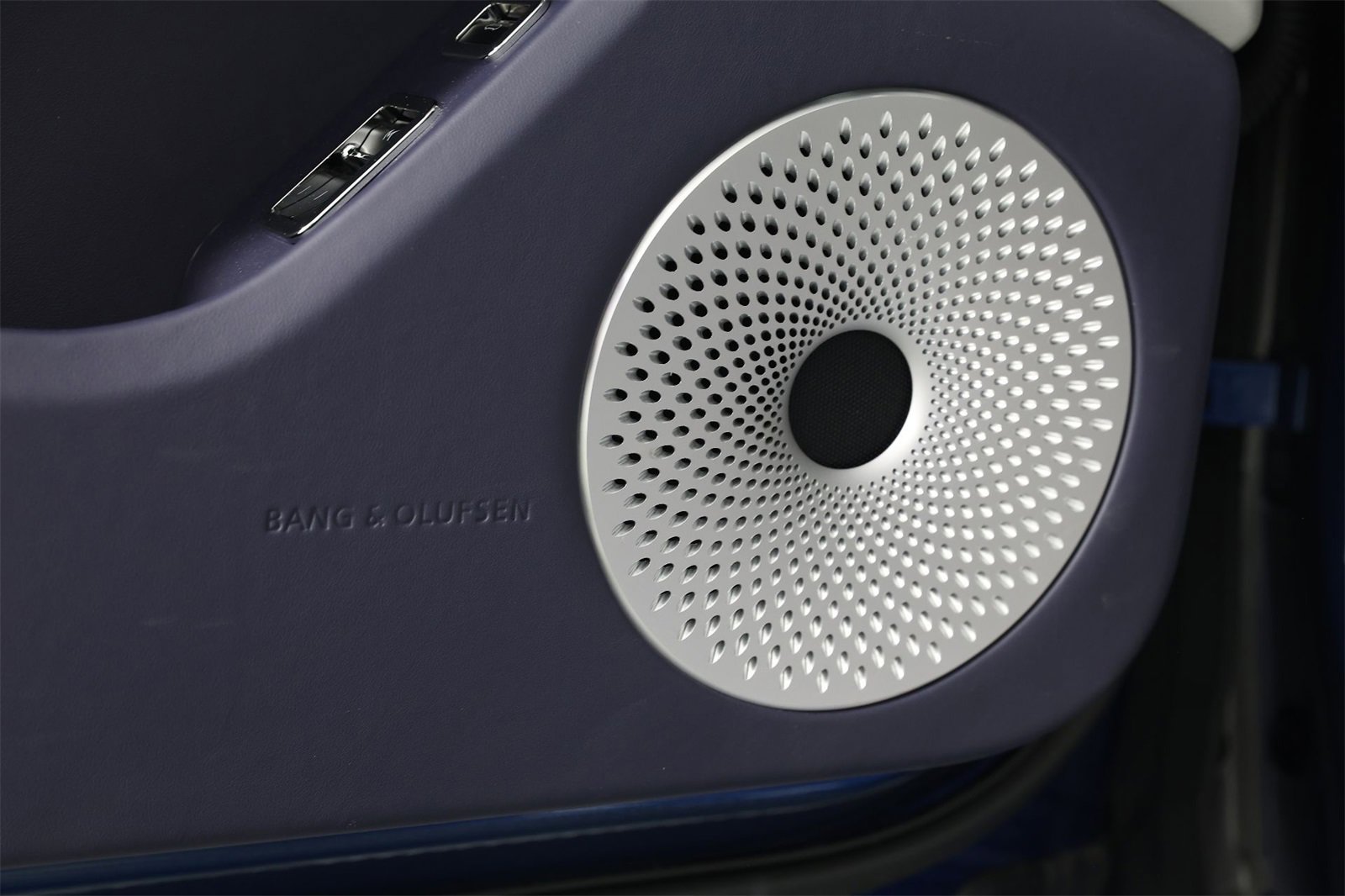 New 2025 Bentley Flying Spur Plug-In Hybrid image 23