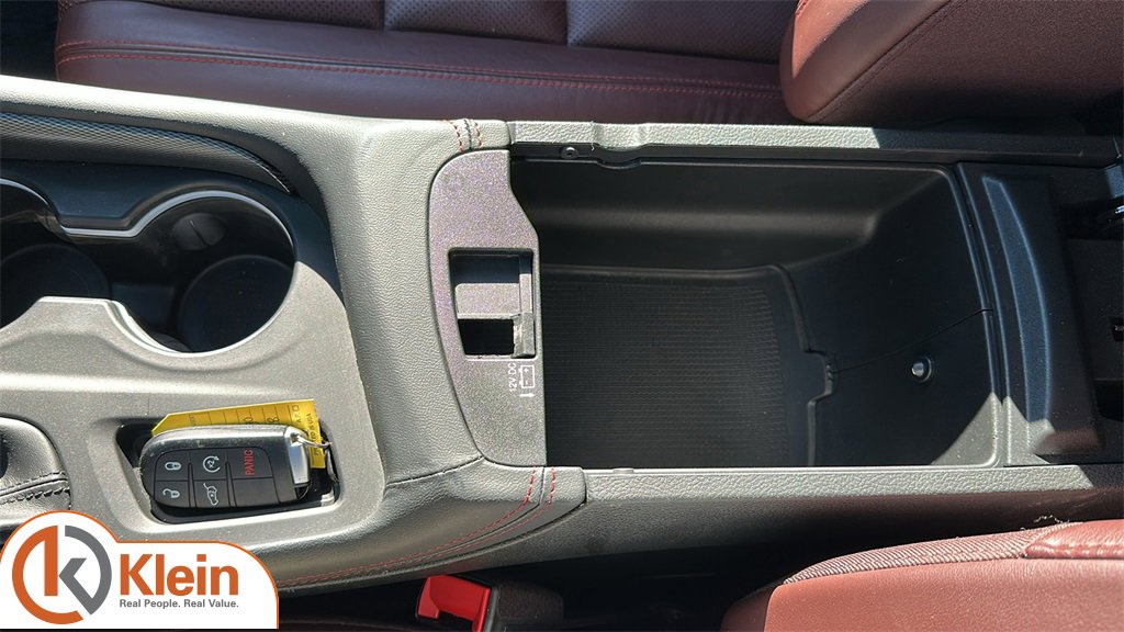 Used 2024 Dodge Durango GT image 23