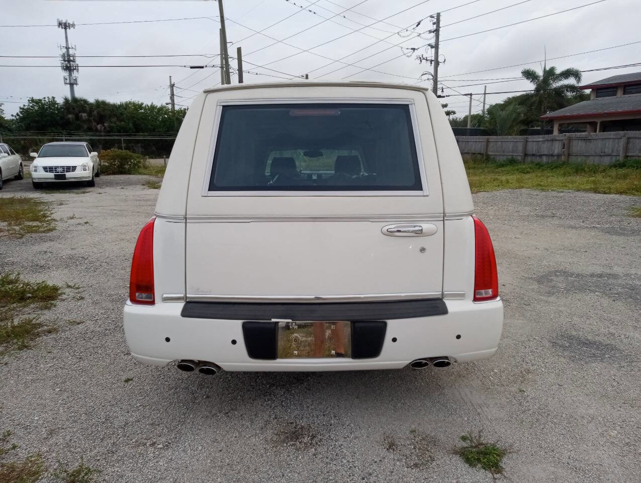 Used 2011 Cadillac DTS Limousine image 6