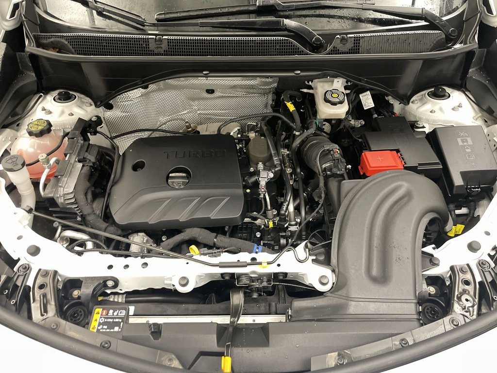 Used 2024 Buick Encore GX Sport Touring image 22