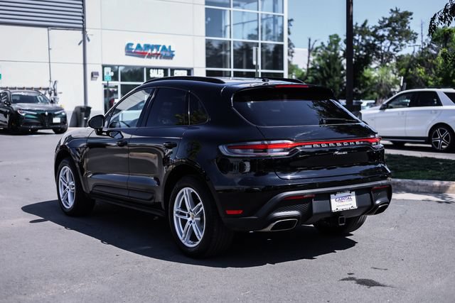 Used 2022 Porsche Macan AWD/4WD image 10