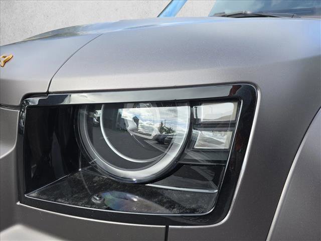 New 2026 Land Rover Defender 110 OCTA image 29