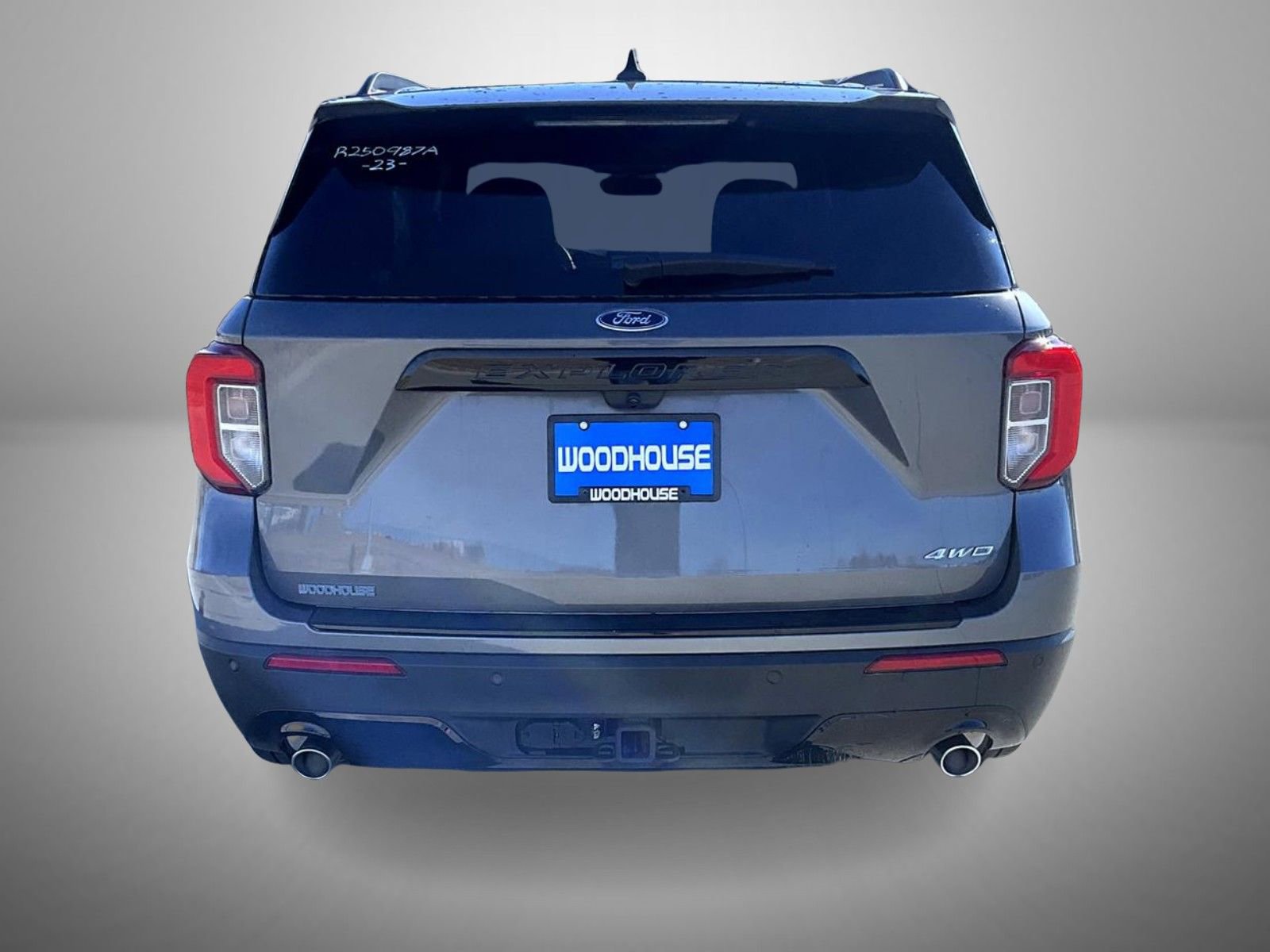 Used 2023 Ford Explorer ST-Line w/ Class IV Trailer Tow Package image 6