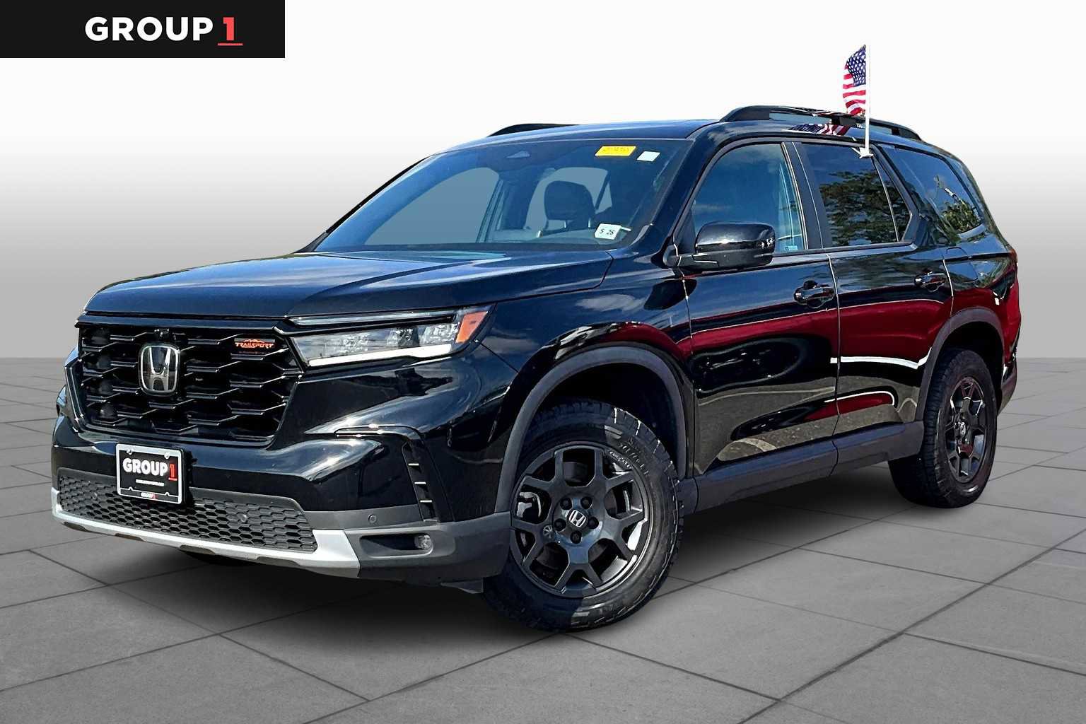 Certified 2023 Honda Pilot TrailSport image 1