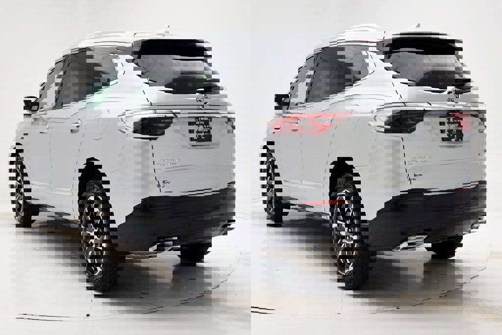 Used 2022 Buick Enclave Essence w/ Experience Buick Package image 7