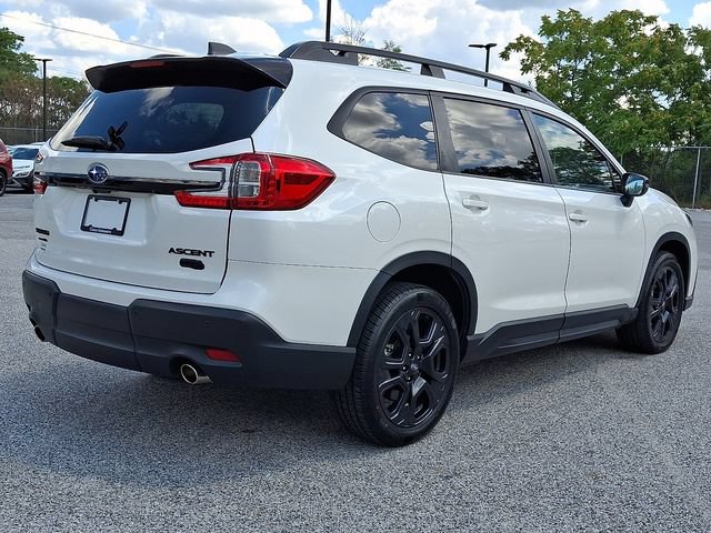 Used 2023 Subaru Ascent Onyx Edition AWD/4WD image 9