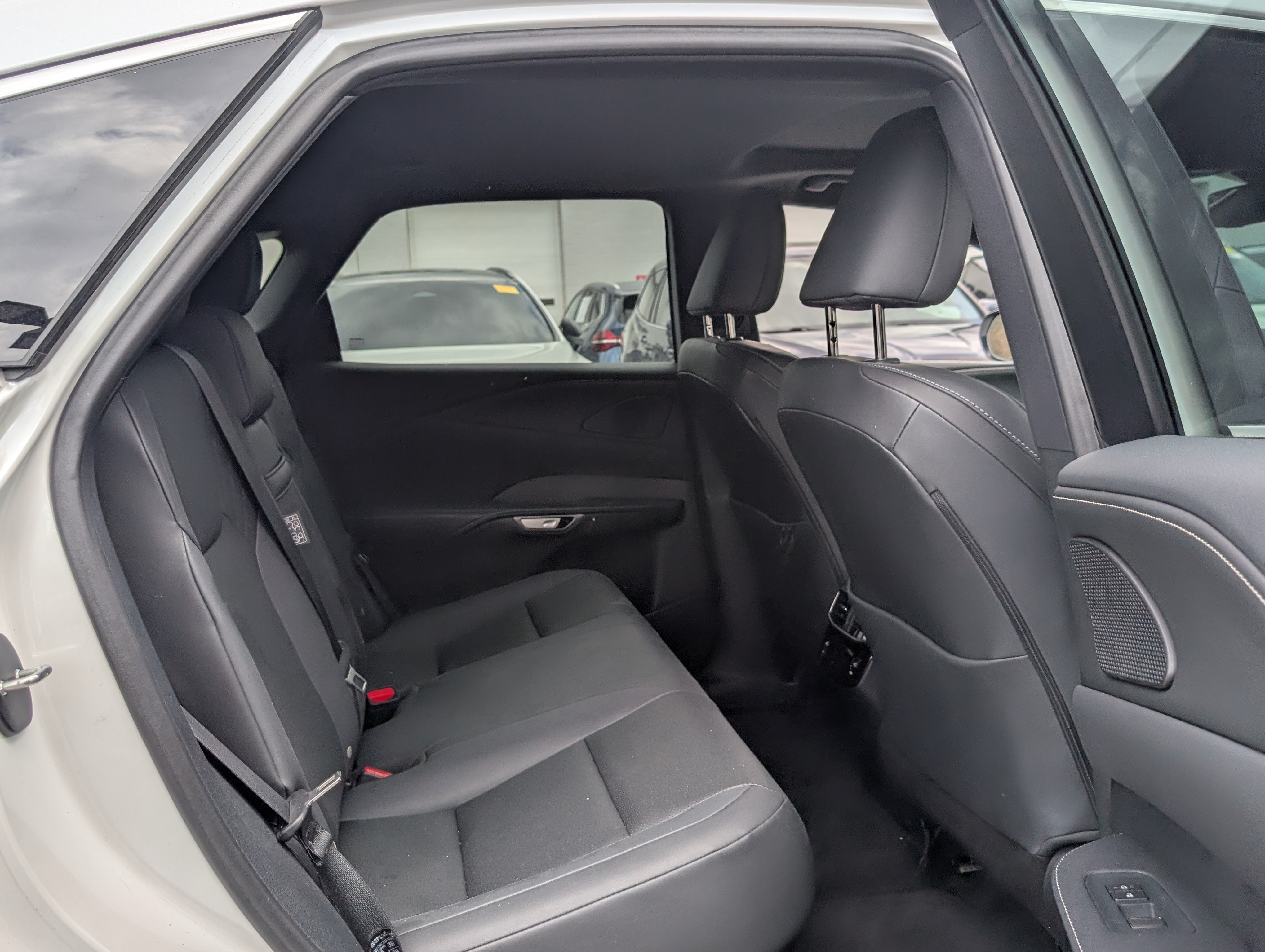 Certified 2025 Lexus RX 350 Premium AWD/4WD image 12