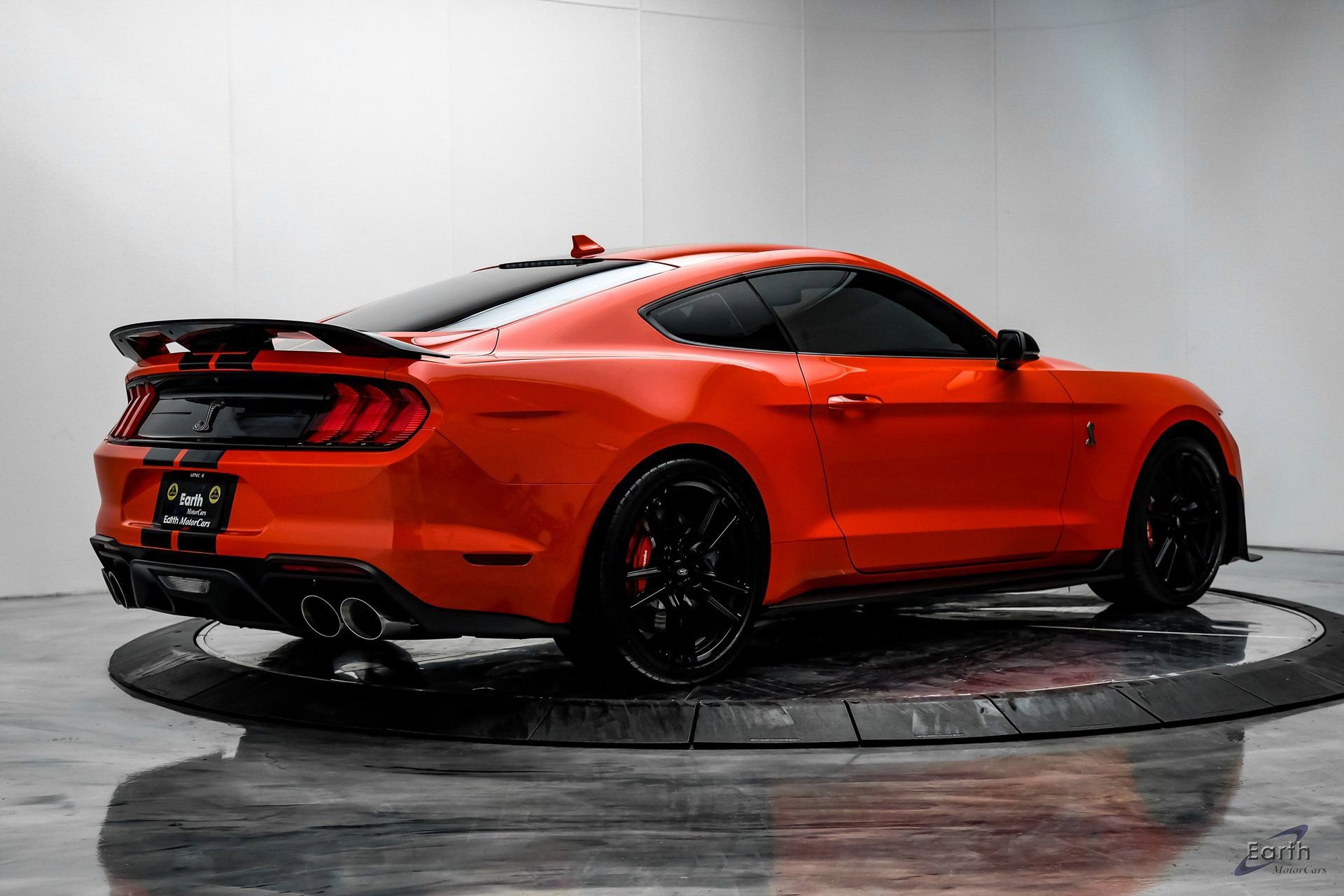 Used 2022 Ford Mustang Shelby GT500 w/ Technology Package image 14