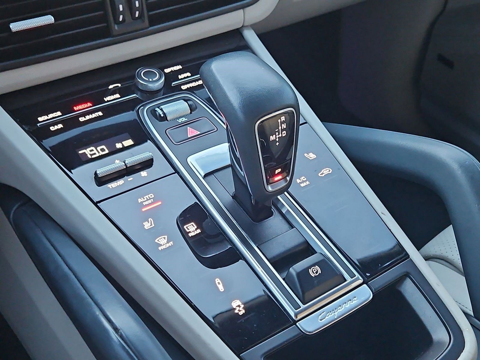 Certified 2021 Porsche Cayenne S image 13