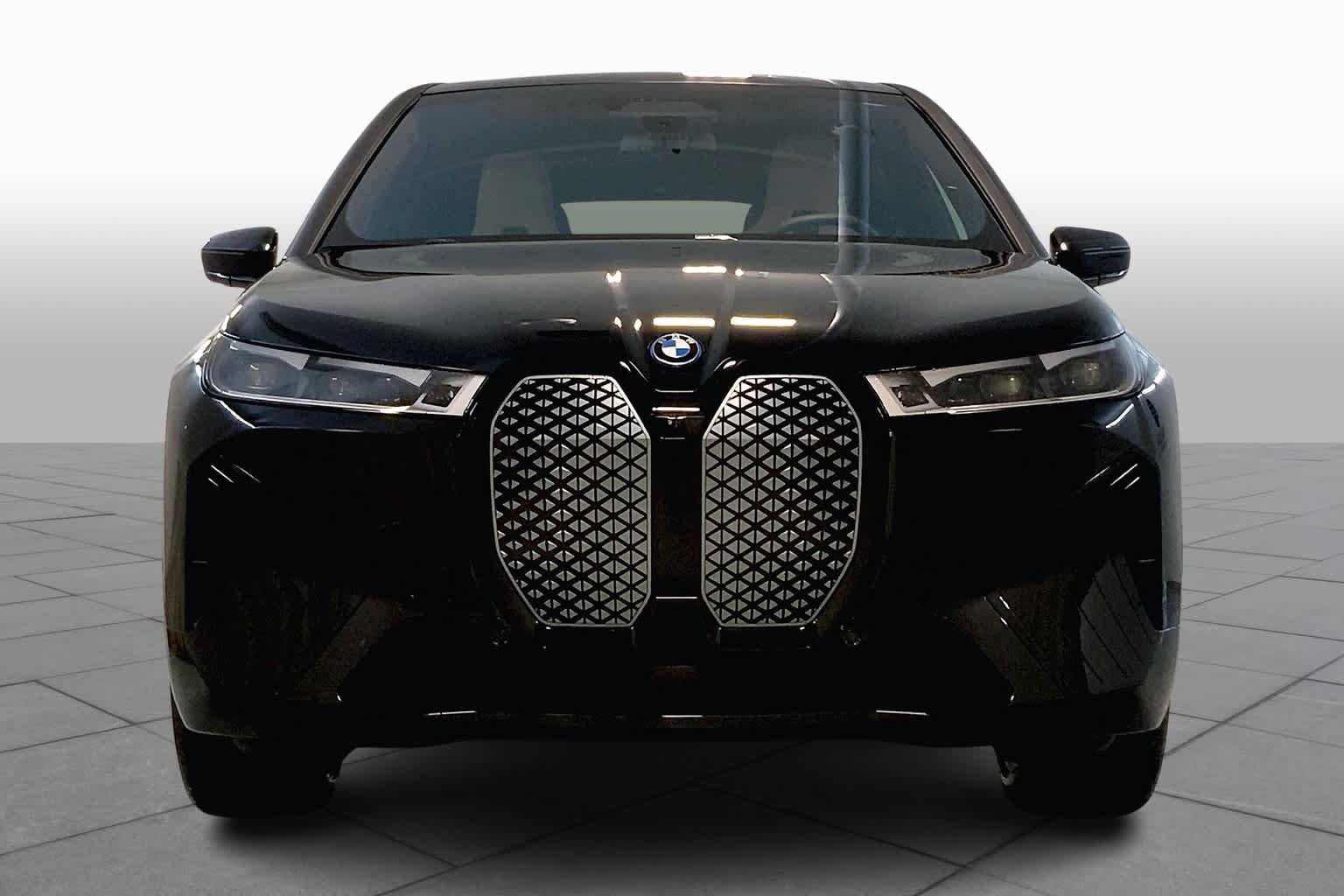 New 2024 BMW iX xDrive50 w/ Premium Package AWD/4WD image 3