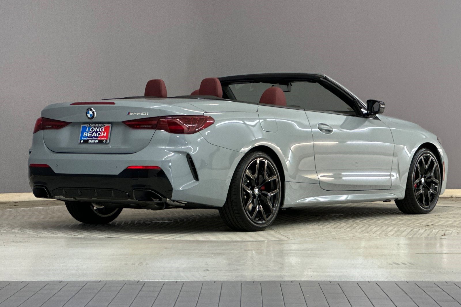 New 2026 BMW M440i Convertible w/ Premium Package RWD image 9