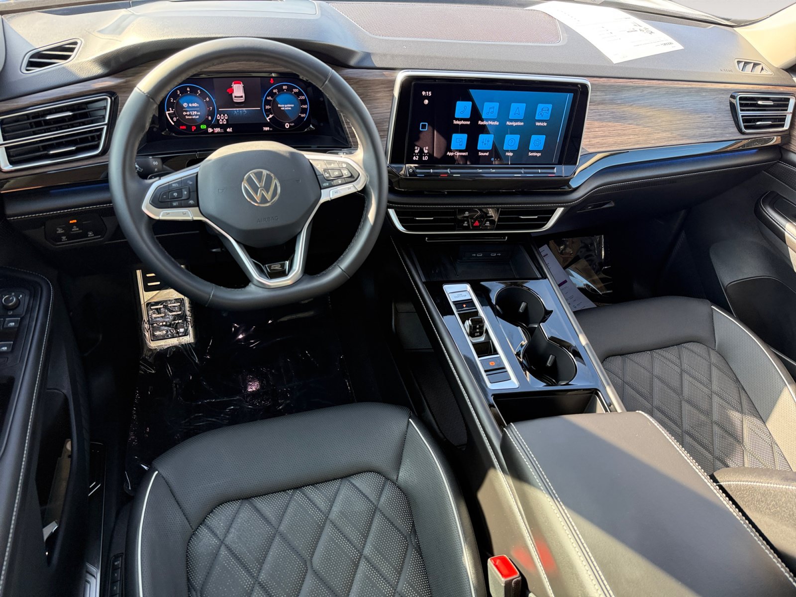 Certified 2026 Volkswagen Atlas SEL Premium R-Line AWD/4WD image 15