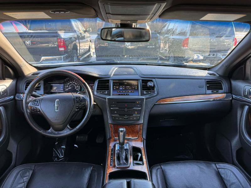 Used 2014 Lincoln MKS AWD w/ Equipment Group 101A image 17