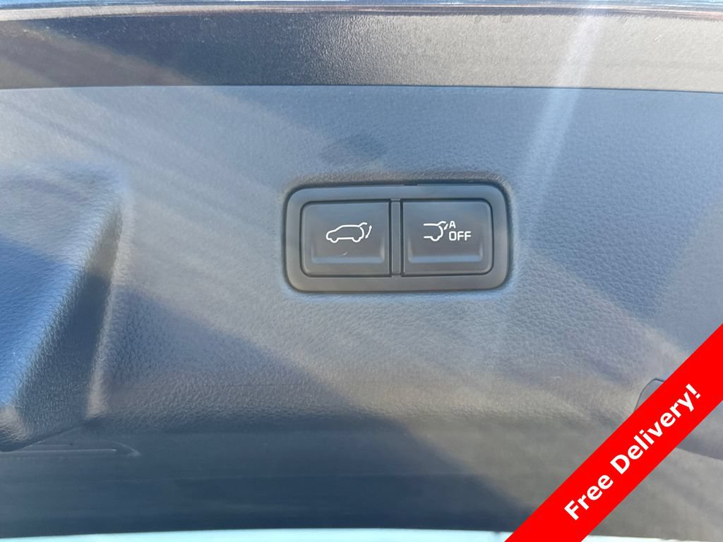 New 2025 Kia Carnival SX Prestige FWD image 17