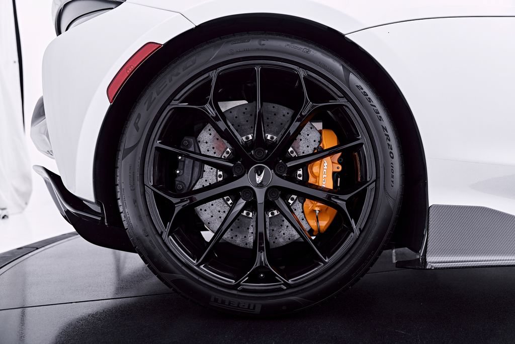 Used 2023 McLaren Artura RWD image 41
