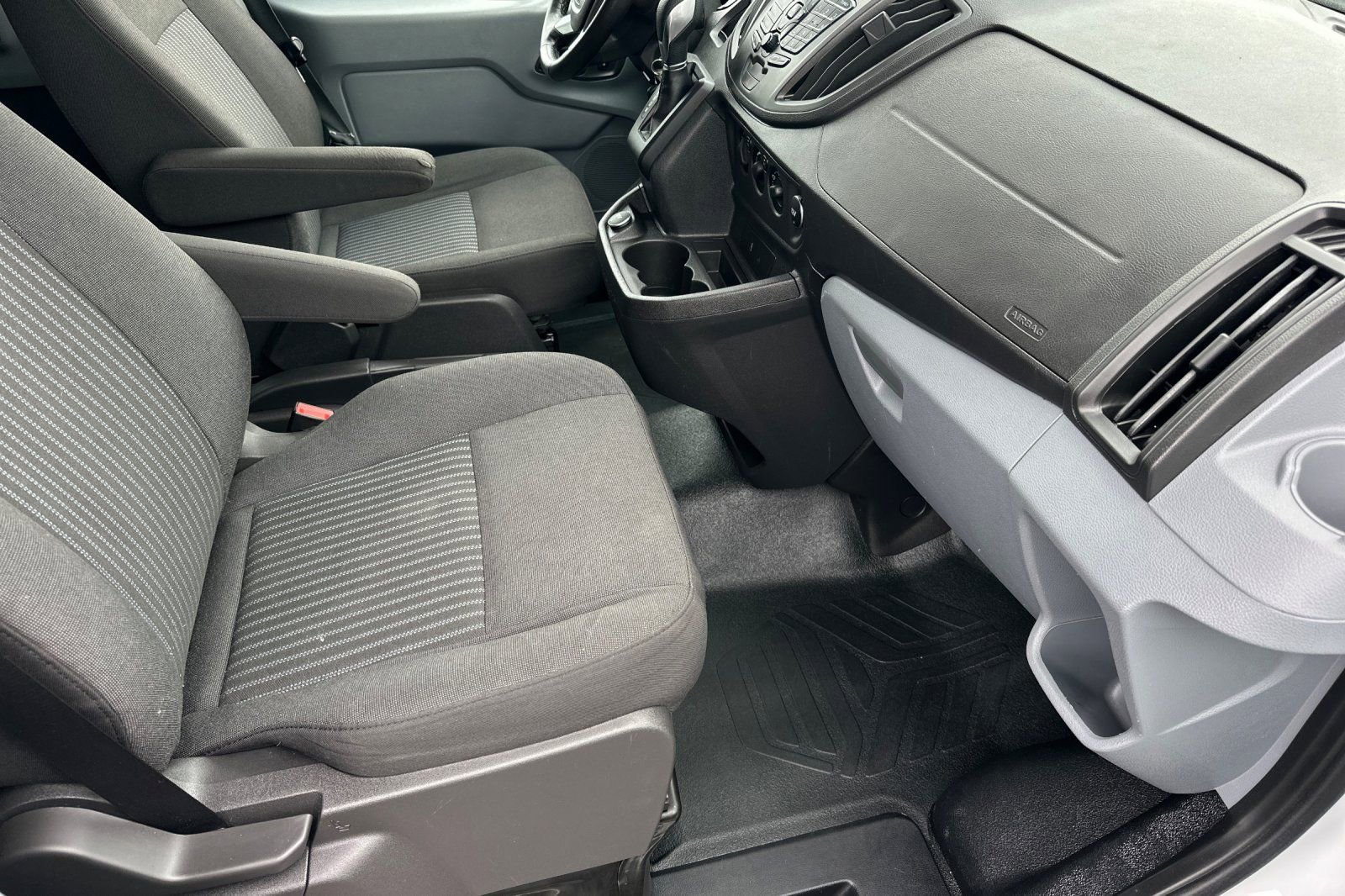 Used 2017 Ford Transit 350 XL RWD image 17