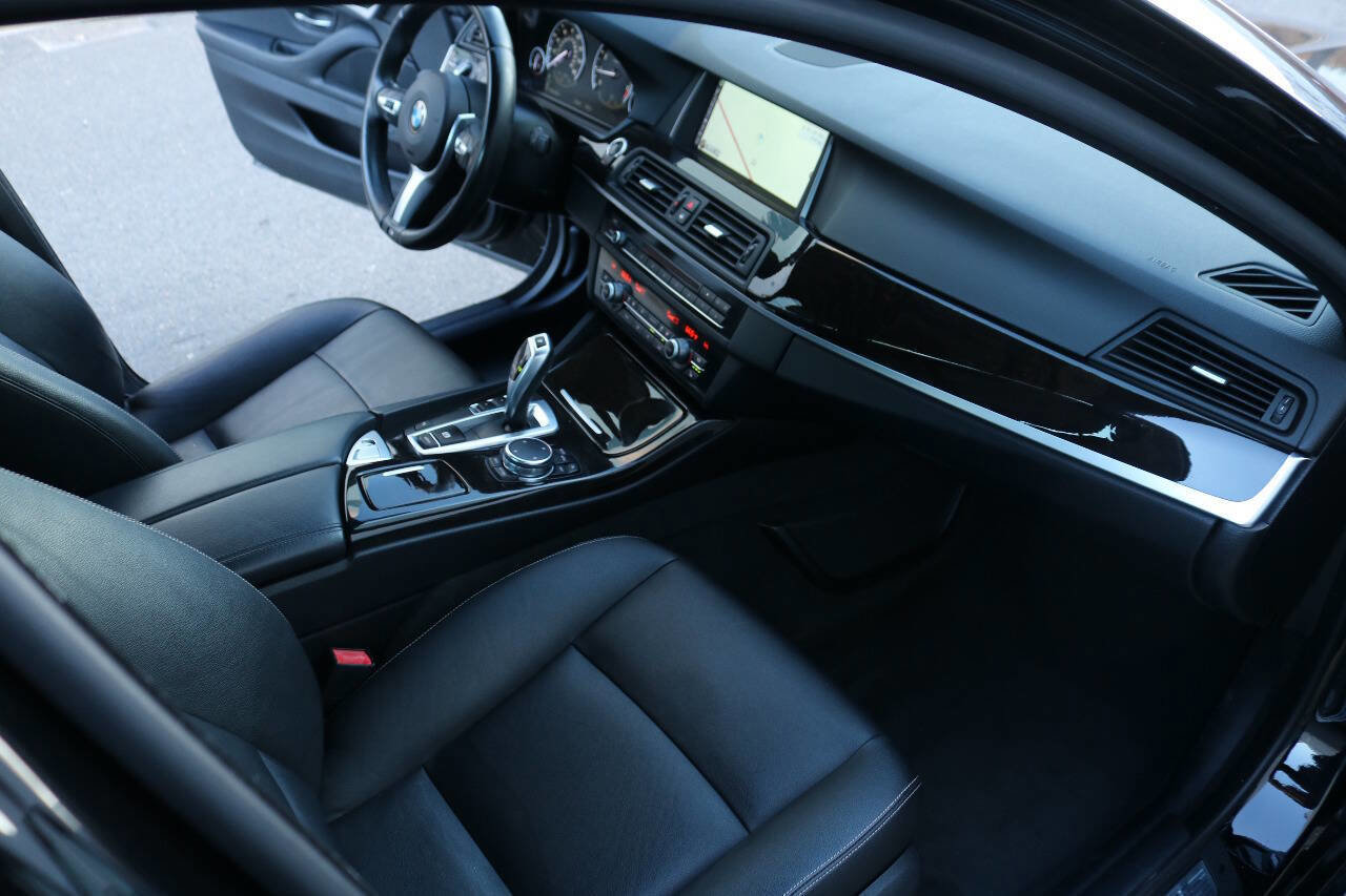 Used 2014 BMW 528i Sedan image 16