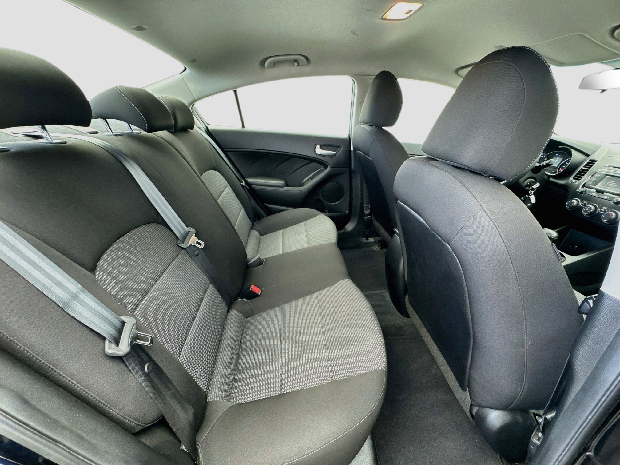 Used 2018 Kia Forte LX w/ LX Rear Camera Package FWD image 17