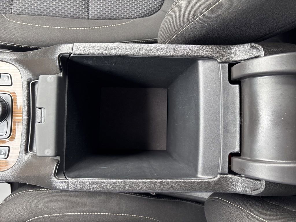 Used 2023 GMC Acadia SLE w/ Driver Convenience Package image 20