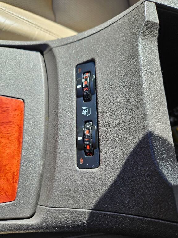 Used 2010 Lexus ES 350 FWD image 24
