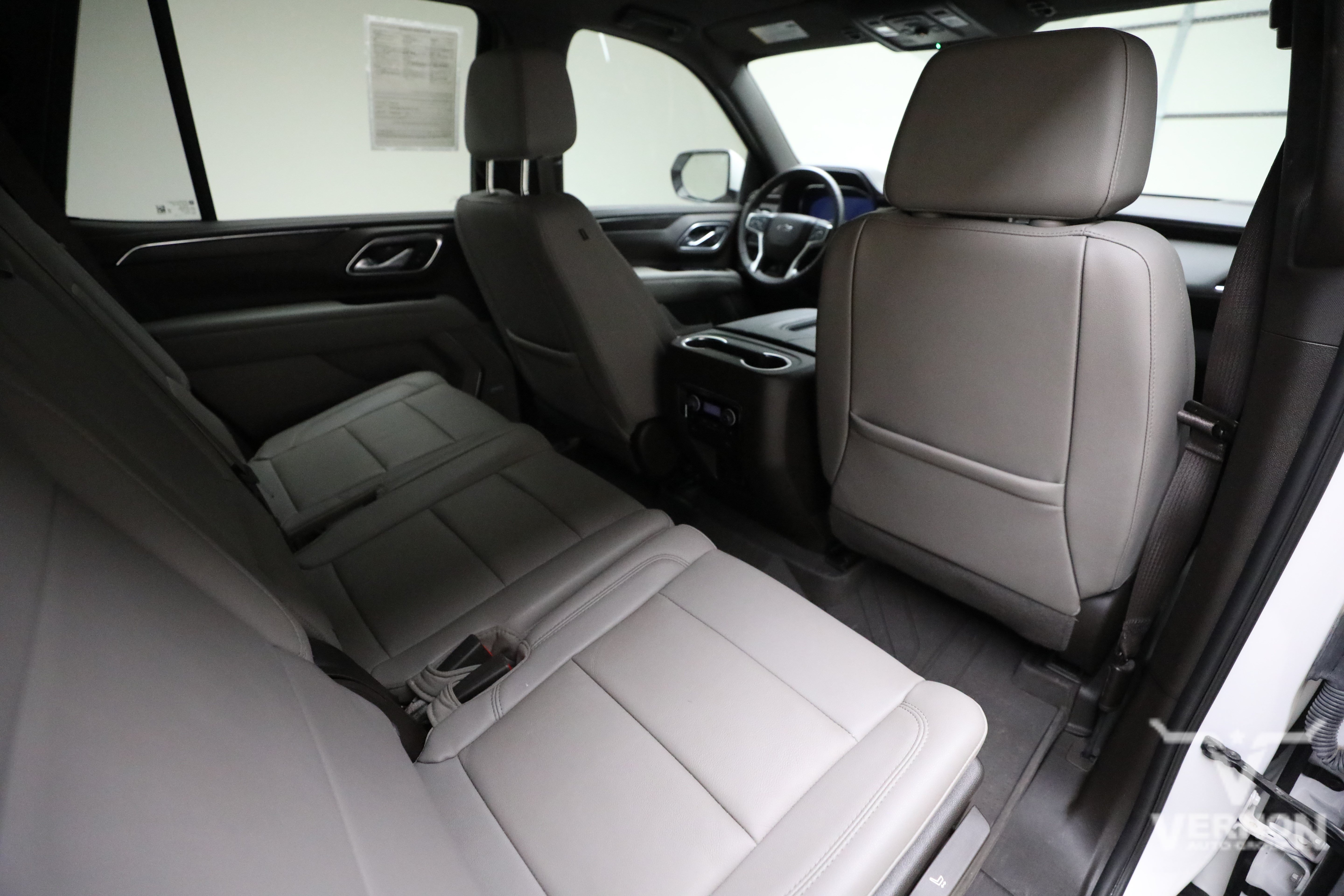 Used 2024 Chevrolet Tahoe Z71 w/ Off-Road Capability Package AWD/4WD image 12