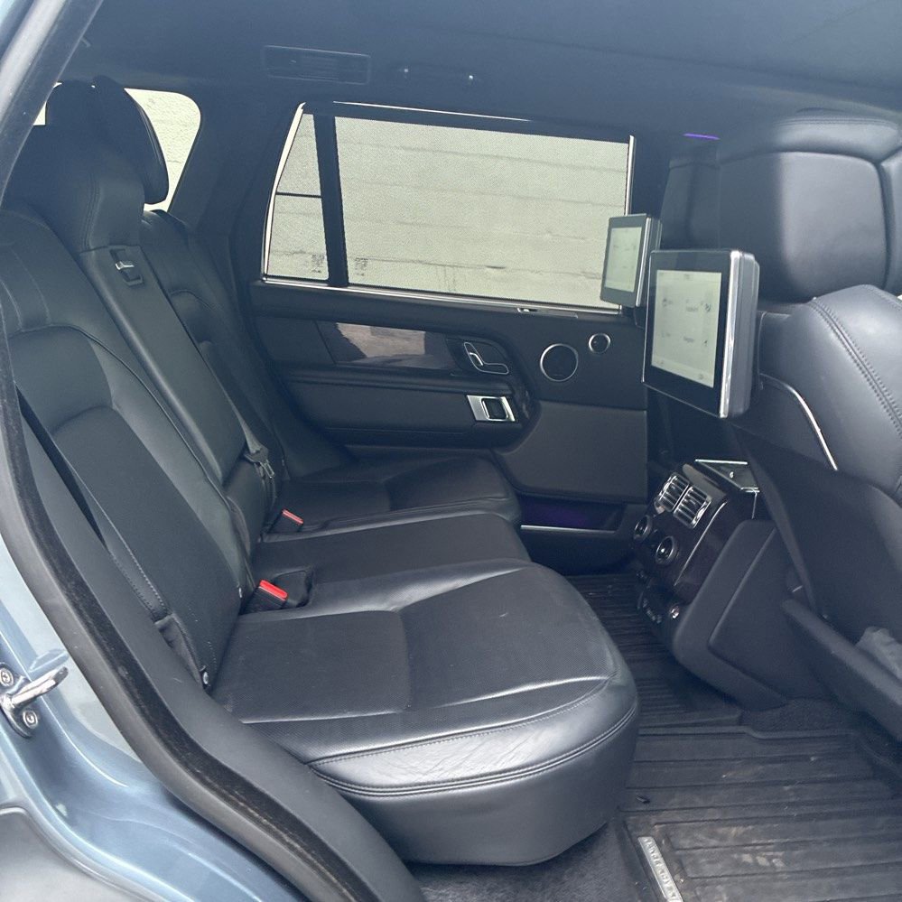 Used 2020 Land Rover Range Rover Long Wheelbase Autobiography image 13