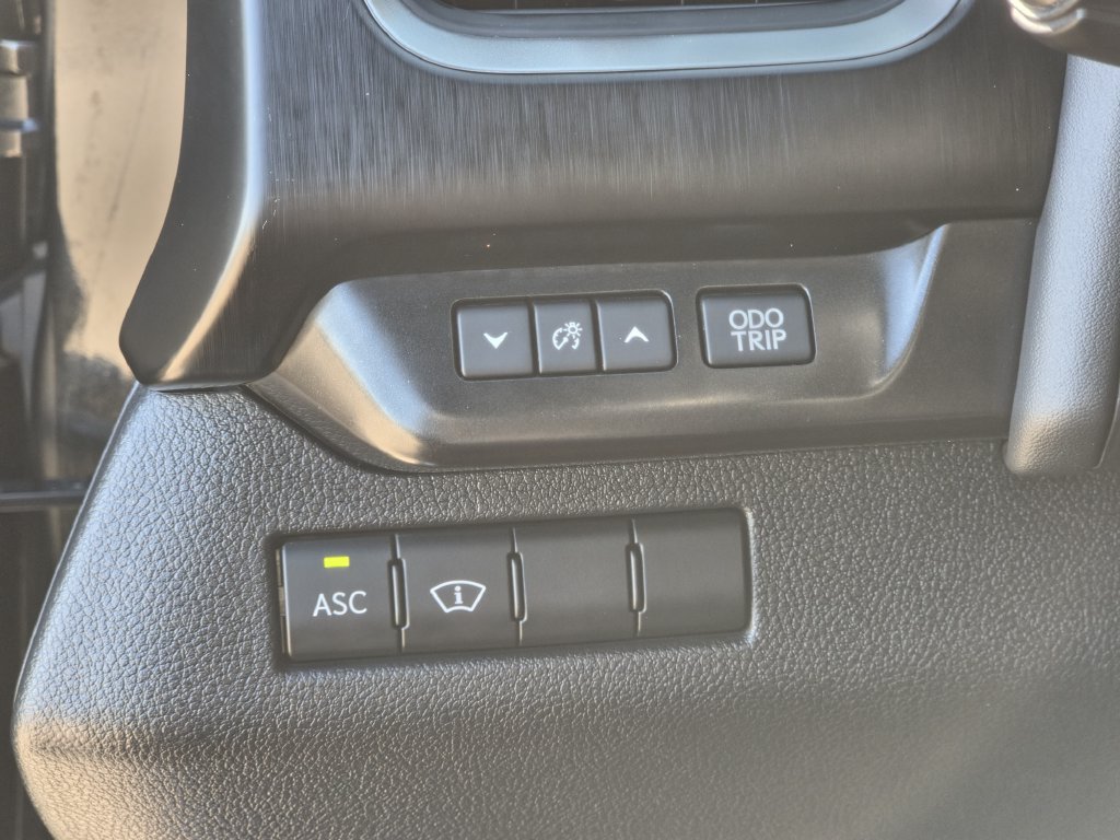 Used 2022 Lexus UX 200 F Sport w/ F Sport Premium Package FWD image 24