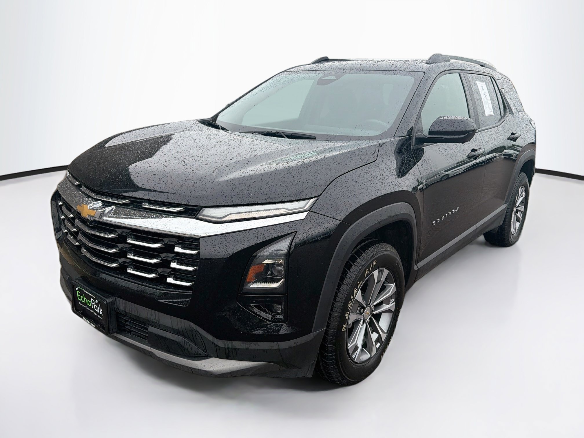 Used 2025 Chevrolet Equinox LT w/ Convenience Package II AWD/4WD image 3