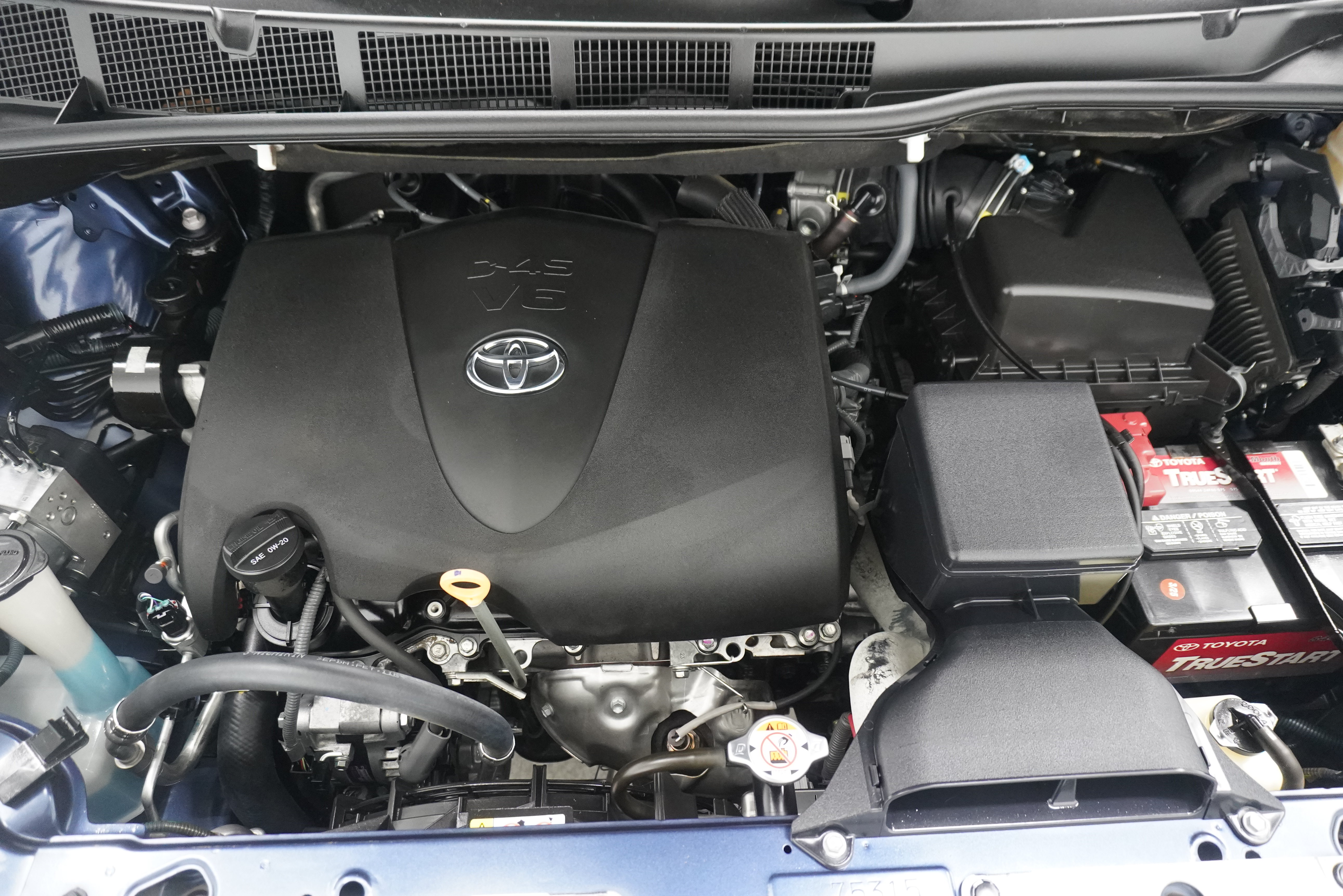 Used 2020 Toyota Sienna XLE w/ XLE Navigation Package FWD image 35