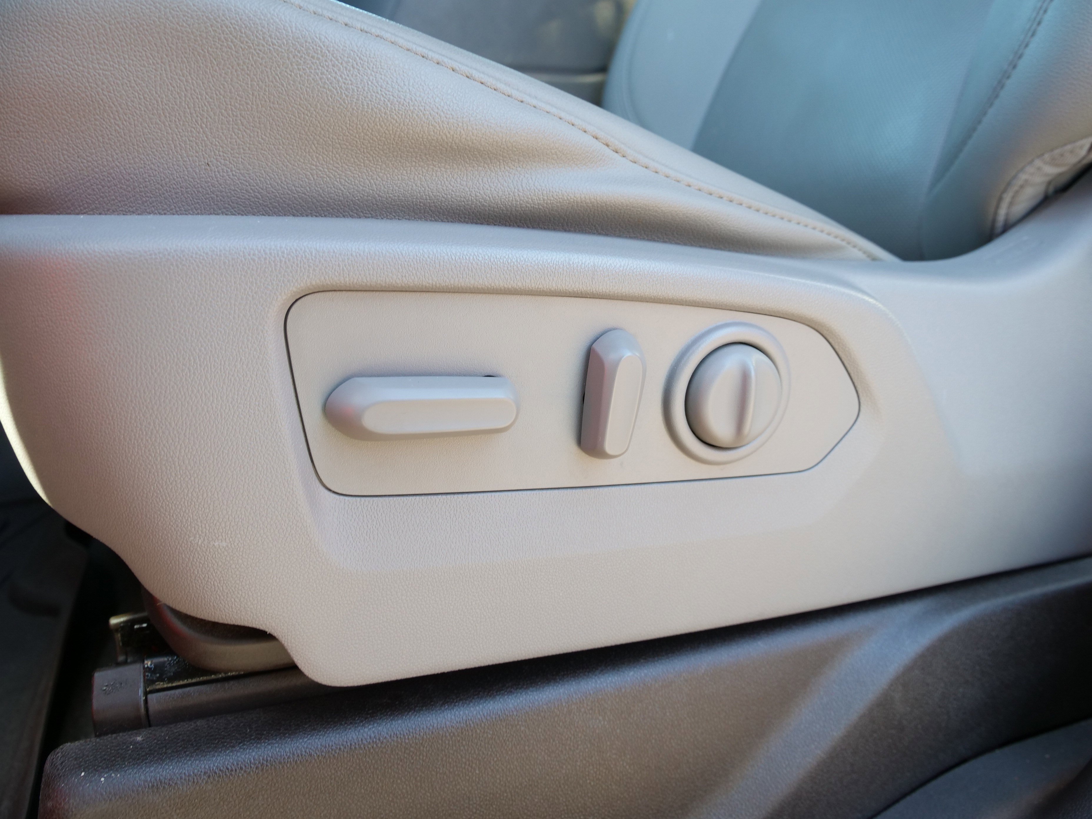 Certified 2021 GMC Sierra 1500 SLT w/ SLT Premium Plus Package image 17