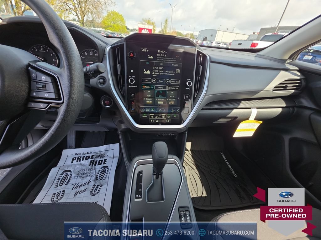 Used 2025 Subaru Crosstrek 2.0i Premium image 15