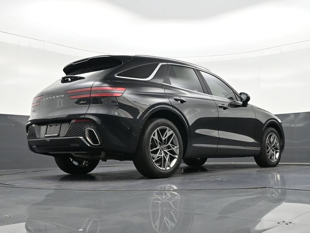 Used 2022 Genesis GV70 2.5T w/ Advanced Package image 28