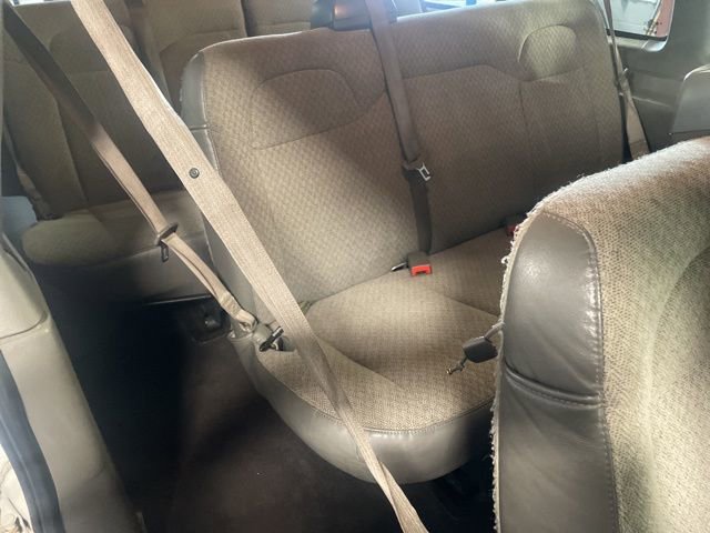 Used 2020 Chevrolet Express 3500 LT w/ LT Preferred Equipment Group RWD image 26