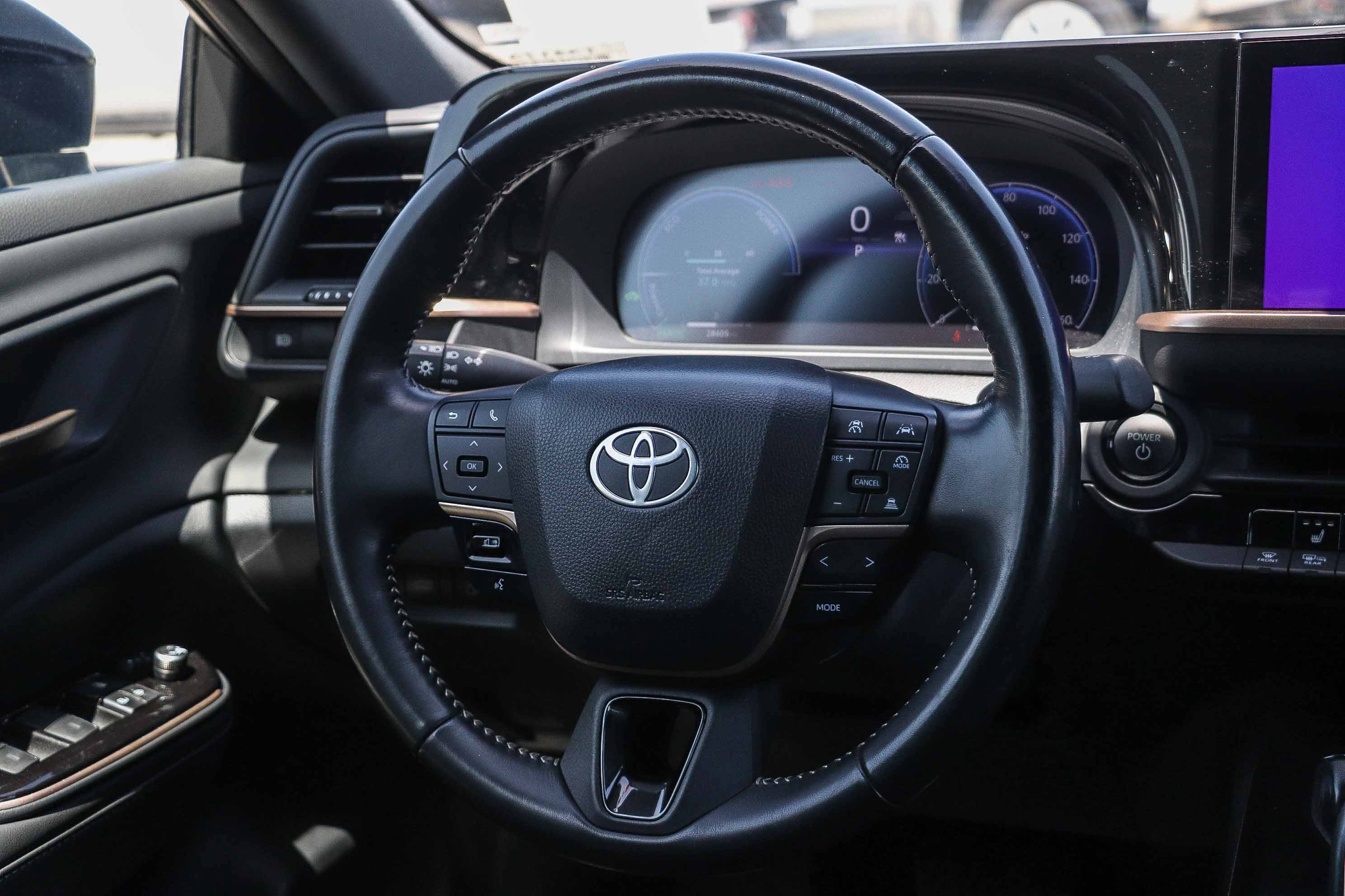 Used 2024 Toyota Crown XLE image 15