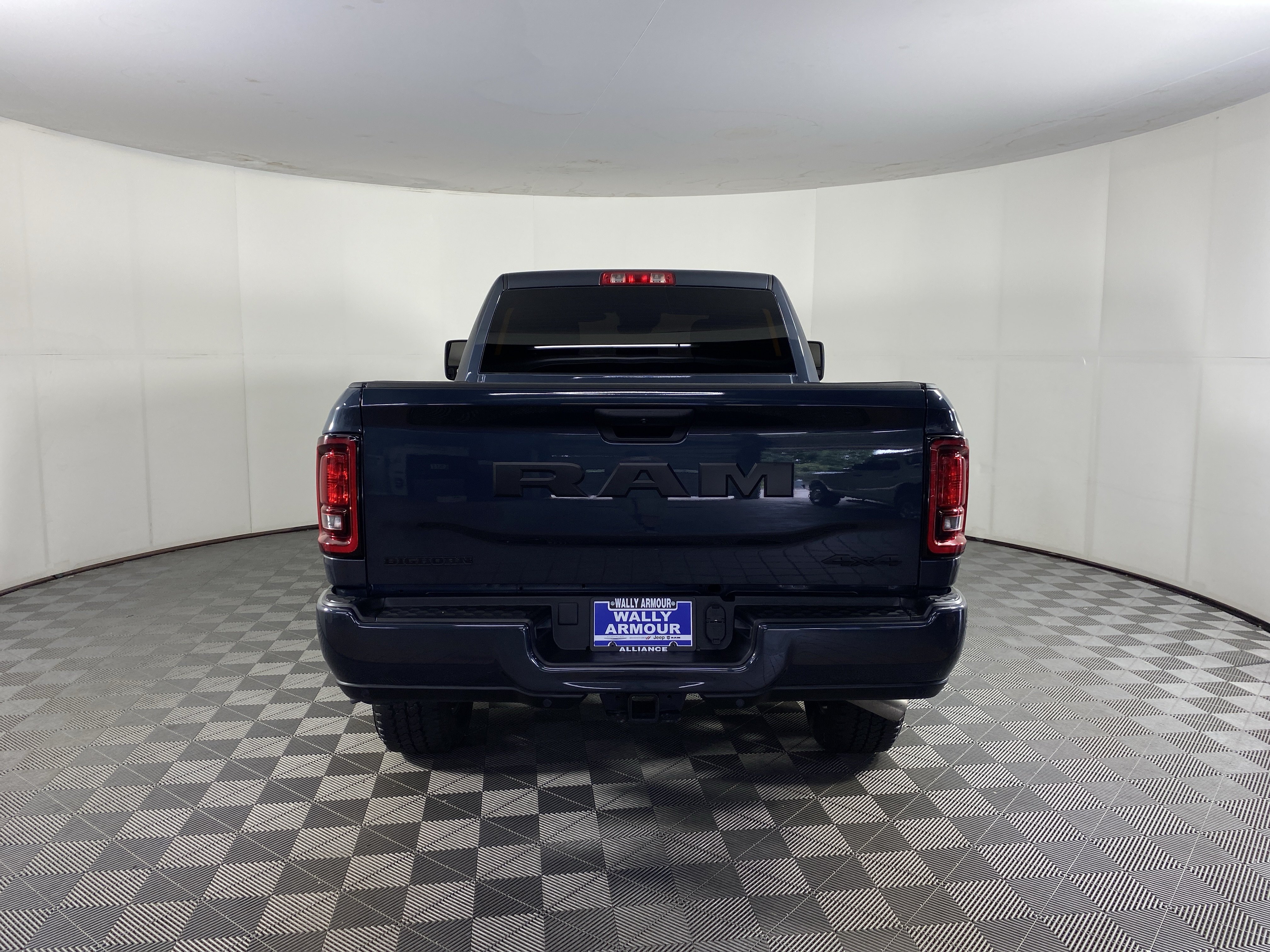 Used 2025 RAM 2500 Big Horn AWD/4WD image 8