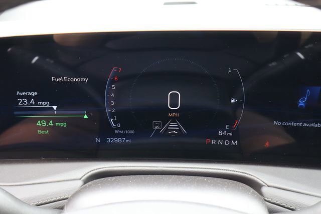 Used 2025 Cadillac XT4 Premium Luxury FWD image 9