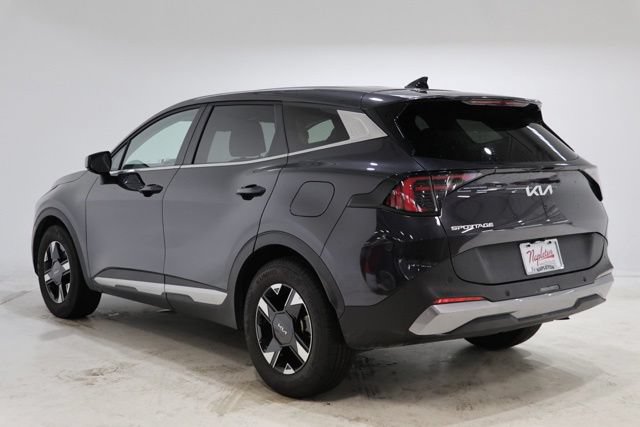 Used 2026 Kia Sportage LX FWD image 6
