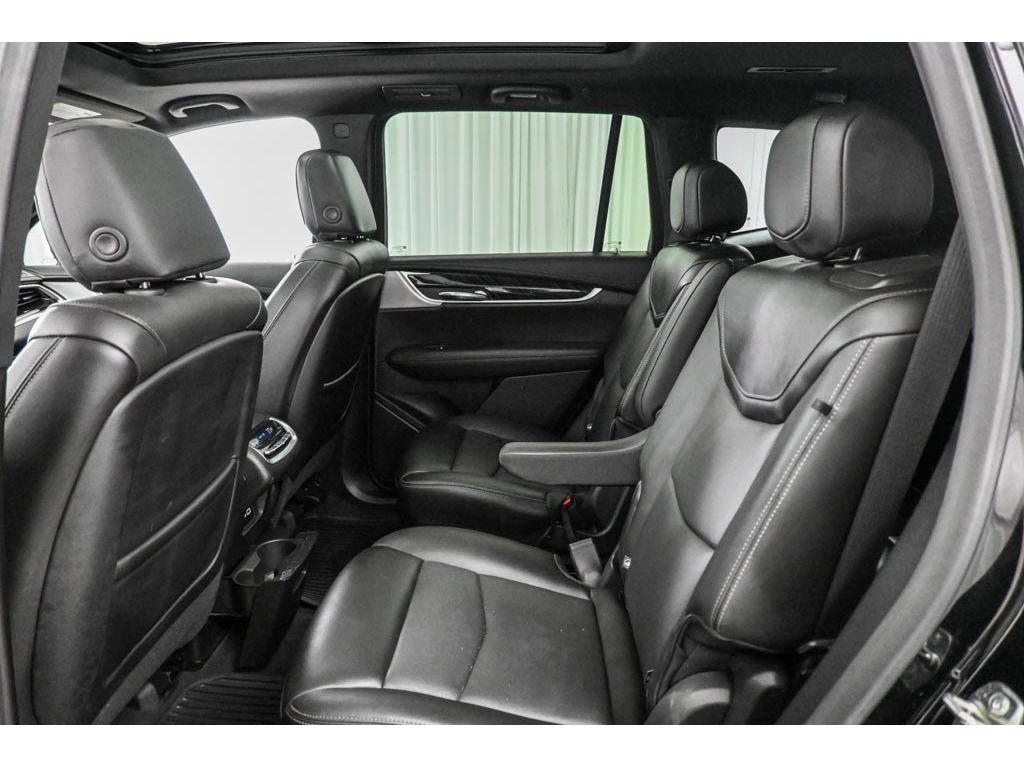 Certified 2024 Cadillac XT6 Premium Luxury AWD/4WD image 23