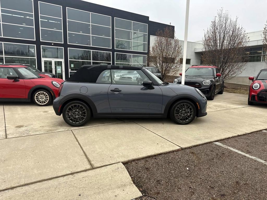 Certified 2025 MINI Cooper S image 8