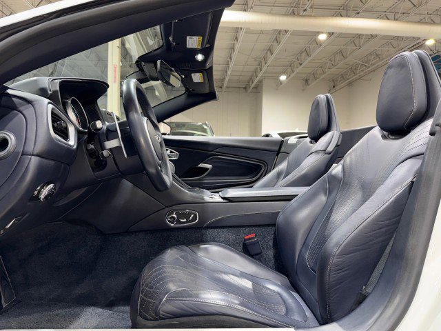 Used 2019 Aston Martin DB11 Volante image 10