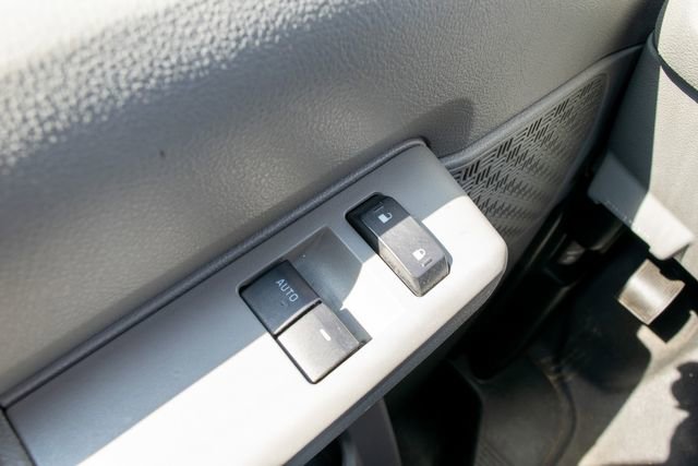 Used 2011 Ford E-250 and Econoline 250 w/ PWR Group image 21