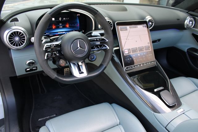 Used 2022 Mercedes-Benz SL 63 AMG 4MATIC image 10