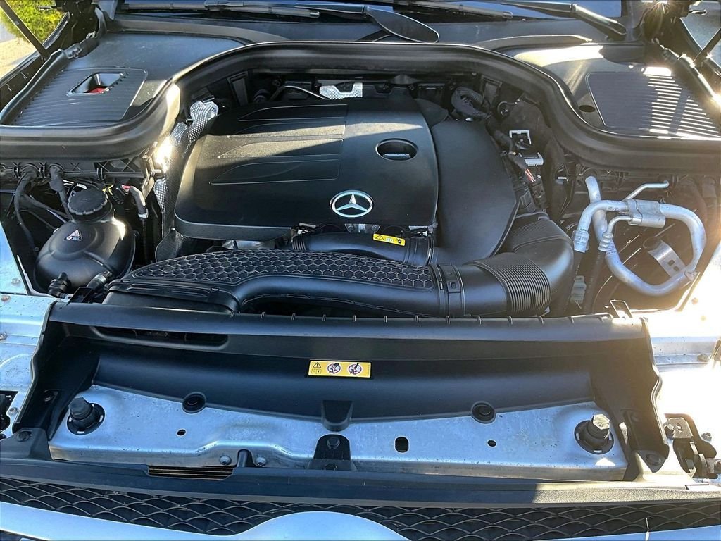 Used 2022 Mercedes-Benz GLC 300 4MATIC w/ Premium Package Lite image 29