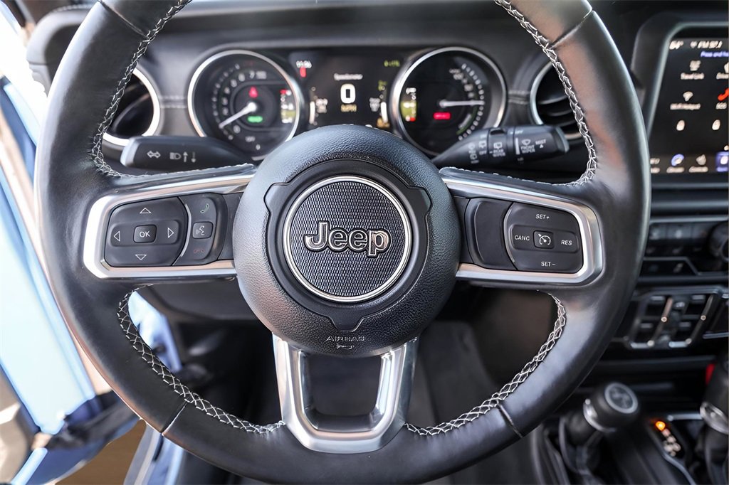 Used 2022 Jeep Wrangler Unlimited Sahara w/ Cold Weather Group image 12